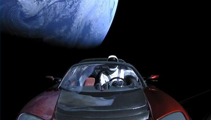 SpaceX blasts off Elon Musk�s Tesla Roadster into space