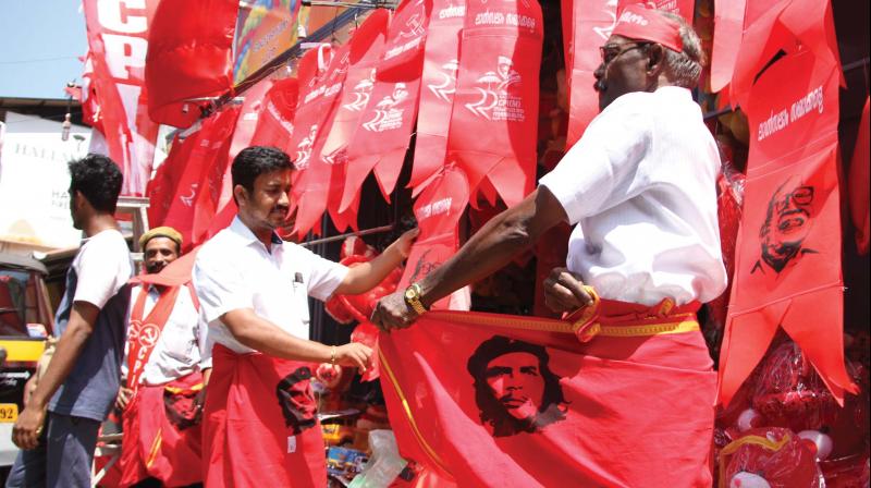 Dhotis printed with Che Guevara’s face being sold ahead of the CPM state conference of in Thrissur on Thursday. (Photo: Anup K. Venu) Dhotis printed with Che Guevara’s face being sold ahead of the CPM state conference of in Thrissur on Thursday. (Photo: Anup K. Venu)