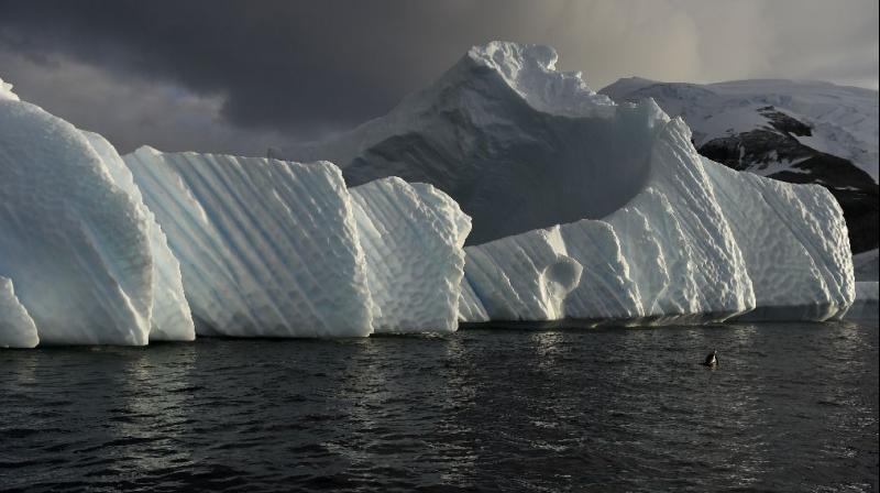 As glaciers thin around the world, they are modifying their landscapes dramatically. (Photo: AFP) As glaciers thin around the world, they are modifying their landscapes dramatically. (Photo: AFP)