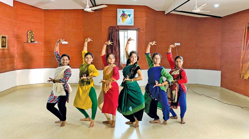 ‘Dhimahi’ dancers during rehearsals ‘Dhimahi’ dancers during rehearsals
