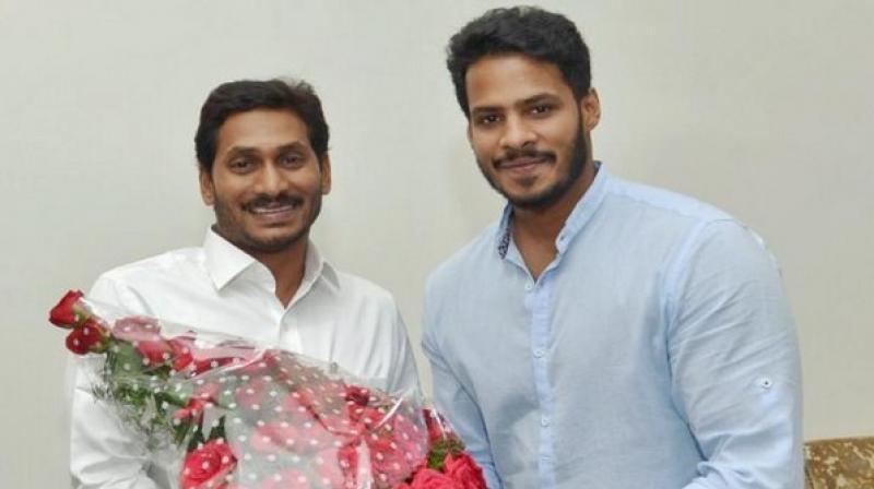 Jagan welcomed Nikhil Gowda and the two leaders had talks for some time. Nikhil, who is a former actor, said that the meeting was merely a courtesy call. (Photo: ANI) Jagan welcomed Nikhil Gowda and the two leaders had talks for some time. Nikhil, who is a former actor, said that the meeting was merely a courtesy call. (Photo: ANI)