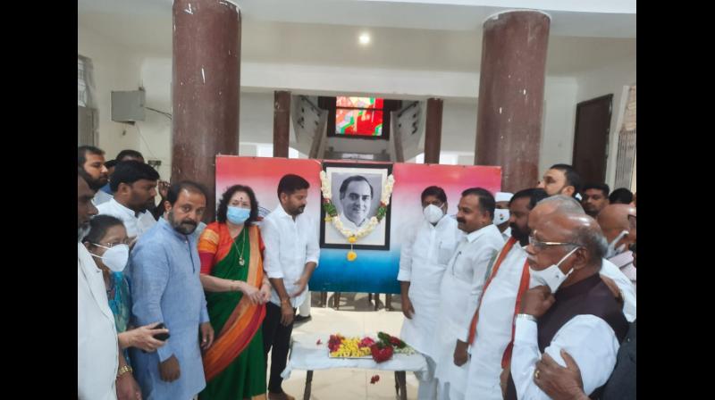 Rajiv Gandhi Sadbhavana commemoration committee conducted events at Charminar.   DC Image/Pavan Kumar