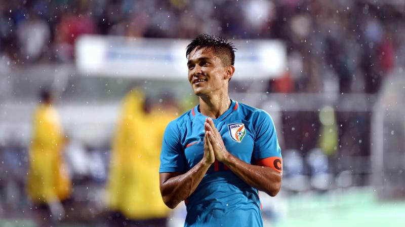 Win or lose, he leads the charge when it comes applauding the crowd. And in his own way, he greets the thousands who come to watch him by joining his hands. (Photo: PTI) Win or lose, he leads the charge when it comes applauding the crowd. And in his own way, he greets the thousands who come to watch him by joining his hands. (Photo: PTI)