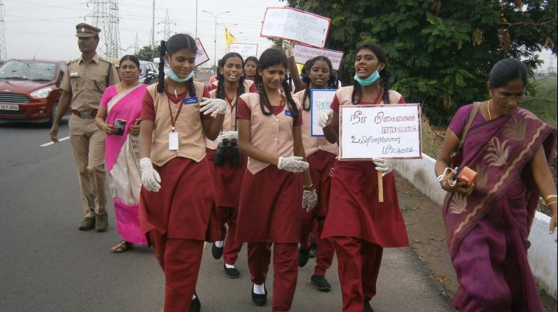 0NSS students of Wellington Government Higher Secondary School take part in awareness rally to protect Pallikarnai marshland. (Photo: DC) 0NSS students of Wellington Government Higher Secondary School take part in awareness rally to protect Pallikarnai marshland. (Photo: DC)