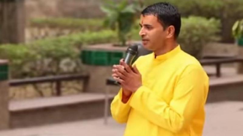 Vaibhav Raut allegedly ran a pro-cow protection outfit in Nallasopara. He was arrested along with Sharad Kalaskar and Sudhanva Gondhalekar. (Photo: Video screengrab) Vaibhav Raut allegedly ran a pro-cow protection outfit in Nallasopara. He was arrested along with Sharad Kalaskar and Sudhanva Gondhalekar. (Photo: Video screengrab)
