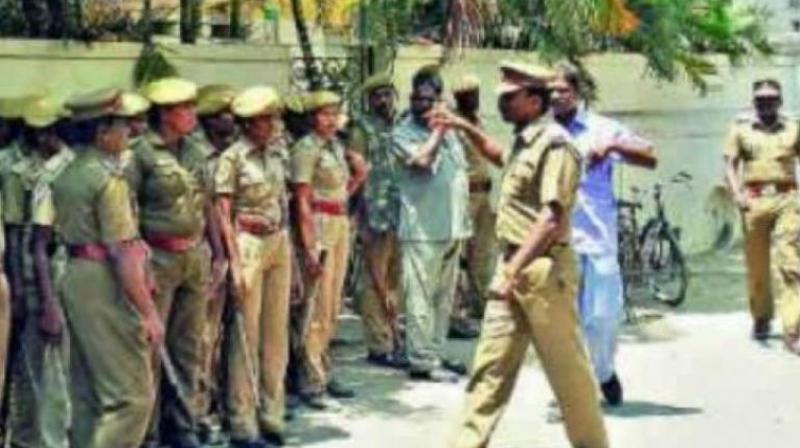 He asked the volunteers and participants not to use such places for posters and banners which would create controversies. He asked the volunteers and participants not to use such places for posters and banners which would create controversies.