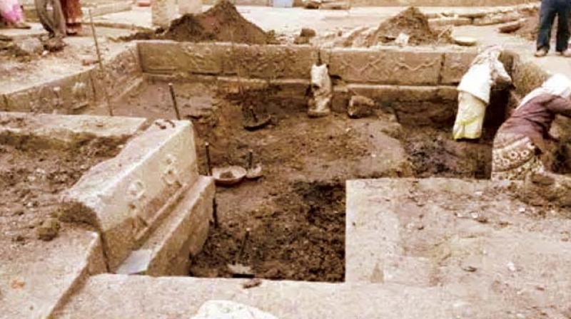 The temple tank which was discovered at Hampi. The temple tank which was discovered at Hampi.