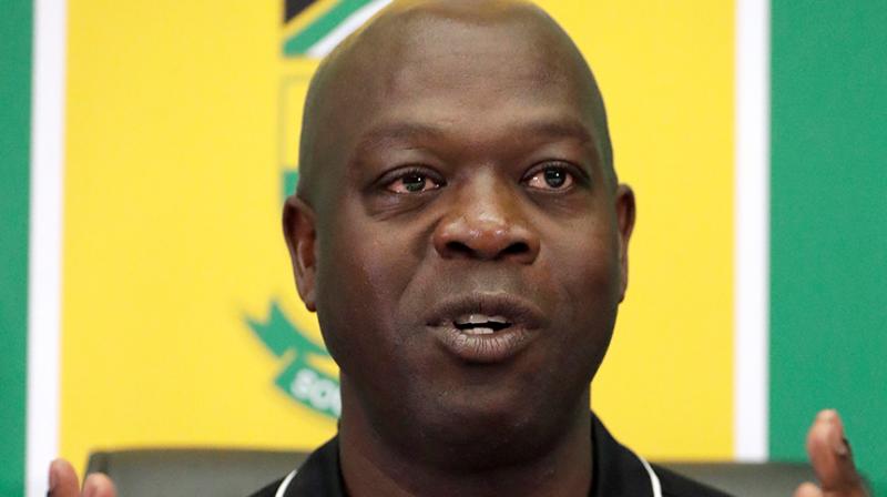 Ottis Gibson revealed that he had spoken to De Villiers the day before last week's announcement by the star batsman but had been unable to convince him to change his mind. (Photo: AP) Ottis Gibson revealed that he had spoken to De Villiers the day before last week's announcement by the star batsman but had been unable to convince him to change his mind. (Photo: AP)