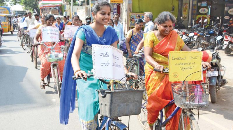 Chennai corporation school teachers at an election awareness rally at RK Nagar on Wednesday. (Photo: DC) Chennai corporation school teachers at an election awareness rally at RK Nagar on Wednesday. (Photo: DC)
