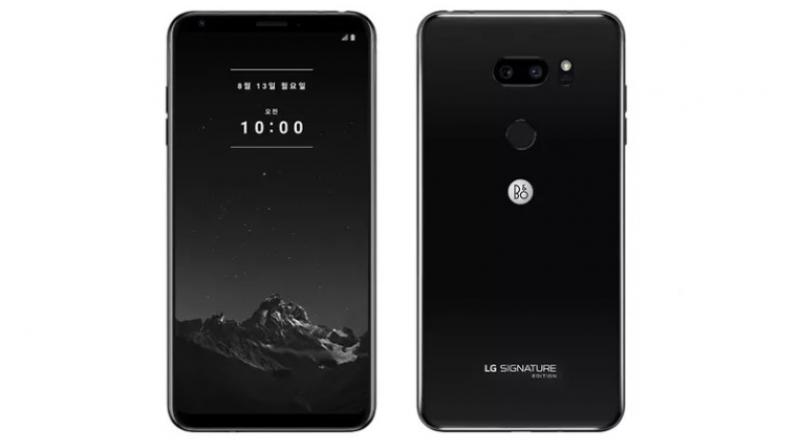 Additionally, LG will also allow customers to get their names engraved on the rear panel. Additionally, LG will also allow customers to get their names engraved on the rear panel.