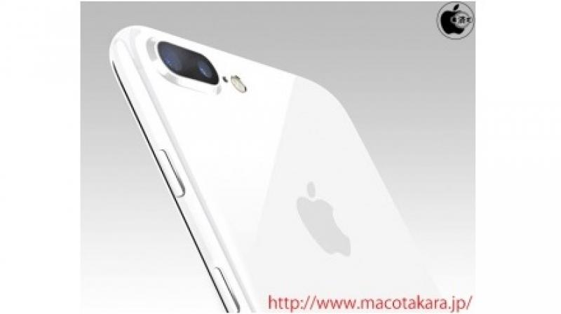 Apple iPhone 7 smartphone sporting ‘Jet White’ colour (Photo: Mac Oktara) Apple iPhone 7 smartphone sporting ‘Jet White’ colour (Photo: Mac Oktara)