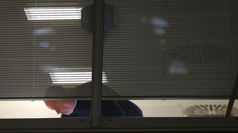 Information Commissioner's Office enforcement officers work inside the offices of Cambridge Analytica in central London after a High Court judge granted a search warrant. (Photo: AP) Information Commissioner's Office enforcement officers work inside the offices of Cambridge Analytica in central London after a High Court judge granted a search warrant. (Photo: AP)
