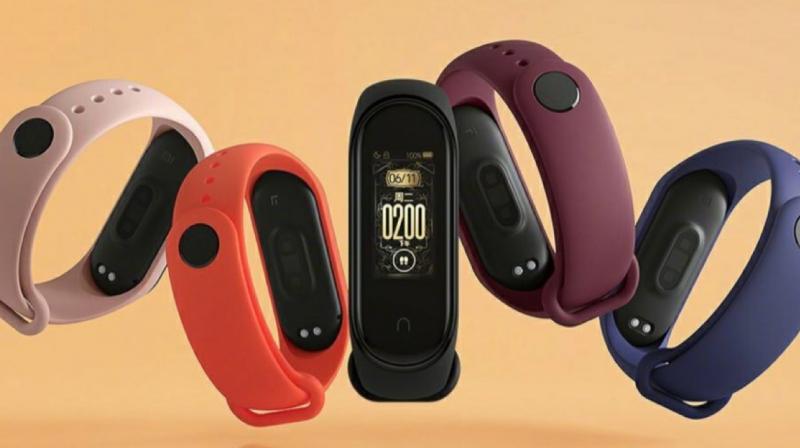 You can change the removable strap on the Mi Band 4 and use one from the many colourful options to choose from. You can change the removable strap on the Mi Band 4 and use one from the many colourful options to choose from.