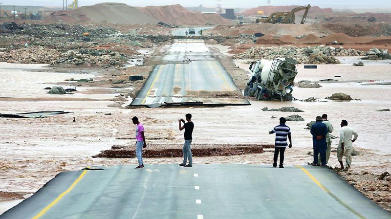 Cyclone Mekunu kills girl of 12 in Oman Cyclone Mekunu kills girl of 12 in Oman