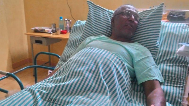 Rev Fr Leo Jeyaseelan injured in police firing undergoing treatment at hospital. Rev Fr Leo Jeyaseelan injured in police firing undergoing treatment at hospital.