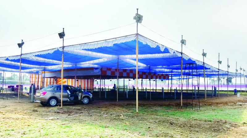 Cockfight organisers have set up a huge pandal to hold cockfights and other activities at Vempa village in West Godavari. (Photo: DC) Cockfight organisers have set up a huge pandal to hold cockfights and other activities at Vempa village in West Godavari. (Photo: DC)