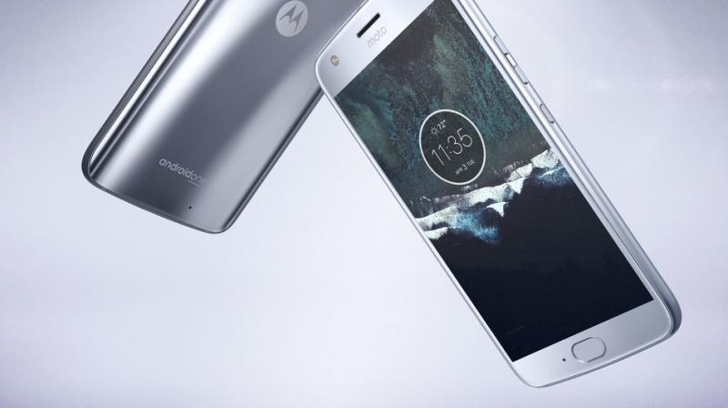 It retains the 5.2-inch full HD display as well. It retains the 5.2-inch full HD display as well.
