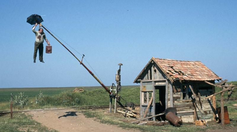 On September 13, Time of the Gypsies, released in 1988, which earned Kusturica the Best Director prize at the Cannes, will be screened. Set in Sarajevo and Italy, the movie tells the story of a young Romany (gypsy) with telekinetic powers, who is seduced by the quick-cash world of petty crime. On September 13, Time of the Gypsies, released in 1988, which earned Kusturica the Best Director prize at the Cannes, will be screened. Set in Sarajevo and Italy, the movie tells the story of a young Romany (gypsy) with telekinetic powers, who is seduced by the quick-cash world of petty crime.