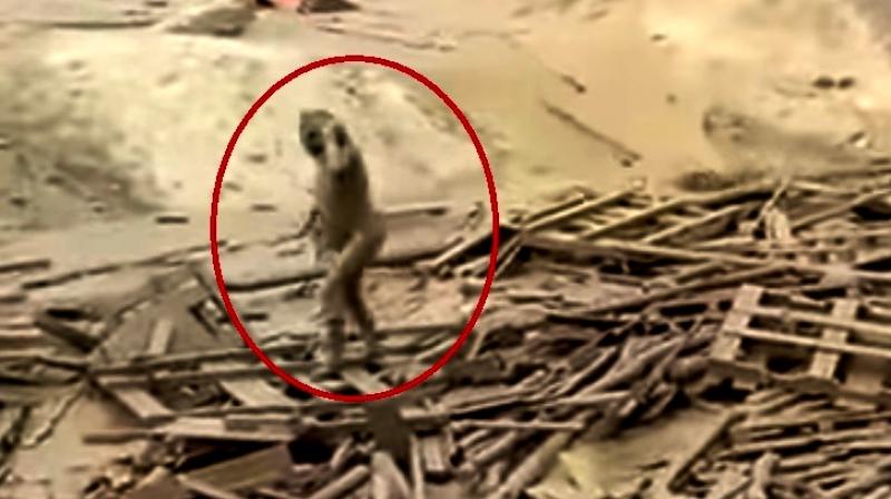 The woman was caught in a whirlpool (Photo: YouTube) The woman was caught in a whirlpool (Photo: YouTube)