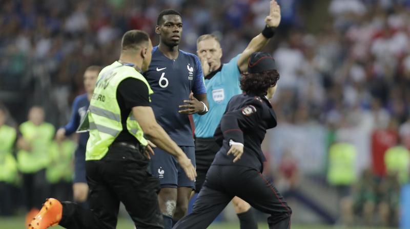 France were on their way to a 4-2 victory over Croatia in Moscow's Luzhniki Stadium when match play was briefly halted in the second half. (Photo: AP) France were on their way to a 4-2 victory over Croatia in Moscow's Luzhniki Stadium when match play was briefly halted in the second half. (Photo: AP)