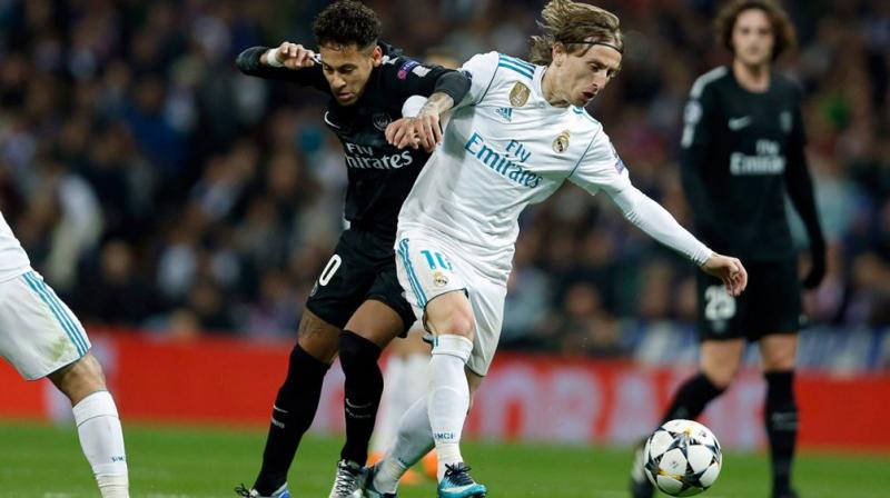 Modric can be seen saying to Neymar “We’re waiting for you”, prompting Neymar to laugh and smile.(Photo: AP) Modric can be seen saying to Neymar “We’re waiting for you”, prompting Neymar to laugh and smile.(Photo: AP)