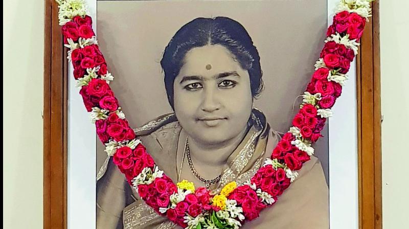 Dodla Kousalyamma, Dodla Kousalyamma,
