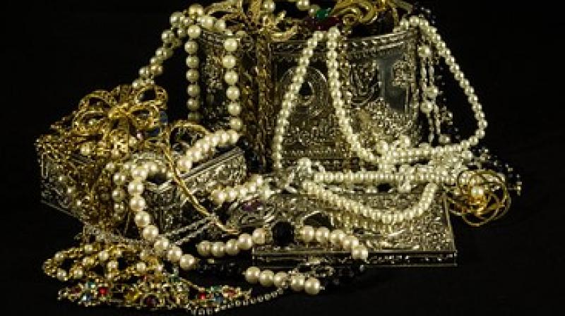 The treasure also contained 21 gold dinars originating from 12th-century Spain and Morocco, and a gold bejeweled ring. (Photo: Pixabay) The treasure also contained 21 gold dinars originating from 12th-century Spain and Morocco, and a gold bejeweled ring. (Photo: Pixabay)