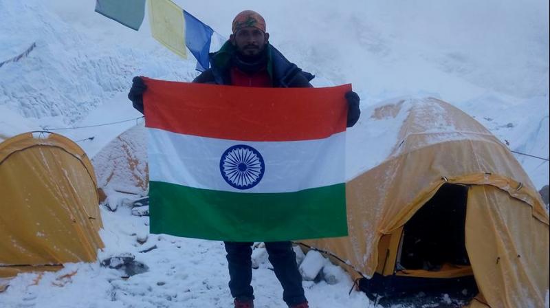 Sherpa rescuers spotted the body of Indian climber Ravi Kumar, but it was impossible to retrieve the body. (Photo: Facebook) Sherpa rescuers spotted the body of Indian climber Ravi Kumar, but it was impossible to retrieve the body. (Photo: Facebook)