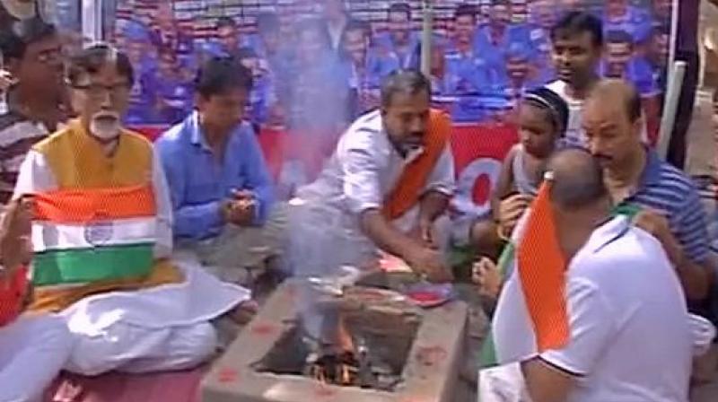 Special prayers are being offered in Varanasi and Gorakhpur ahead of the much anticipated India-Pakistan Champions Trophy clash to be played today at the Edgbaston Cricket Ground, Birmingham.(Photo: Twitter / ANI) Special prayers are being offered in Varanasi and Gorakhpur ahead of the much anticipated India-Pakistan Champions Trophy clash to be played today at the Edgbaston Cricket Ground, Birmingham.(Photo: Twitter / ANI)