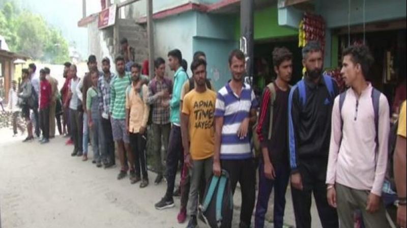 Amidst the complaints of large-scale unemployment in the area, the candidates expressed their gratitude to the administration for carrying out the recruitment. (Photo: ANI) Amidst the complaints of large-scale unemployment in the area, the candidates expressed their gratitude to the administration for carrying out the recruitment. (Photo: ANI)