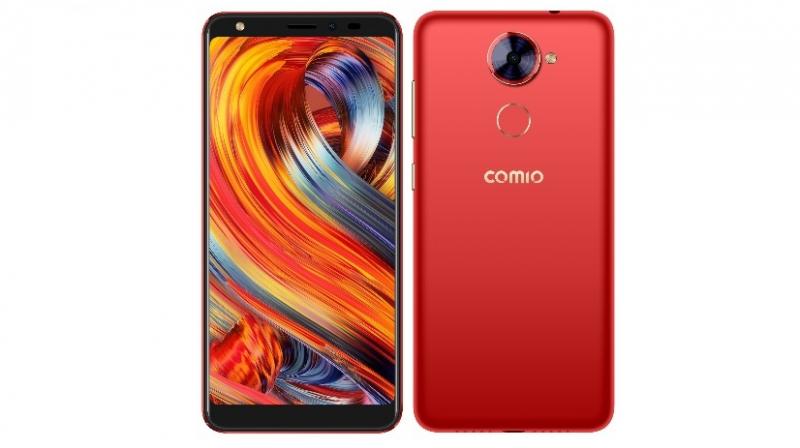 The camera offers AI solutions integrated with Portrait/ Bokeh mode, Smile Gesture, Face cute and Face-age photographing. The camera offers AI solutions integrated with Portrait/ Bokeh mode, Smile Gesture, Face cute and Face-age photographing.