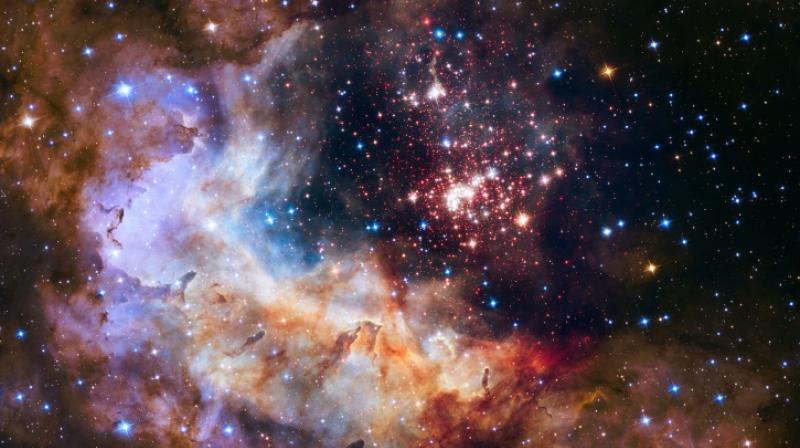Astronomers could detect a more bizarre system: a pair of black holes going around each other! (Photo: AFP) Astronomers could detect a more bizarre system: a pair of black holes going around each other! (Photo: AFP)