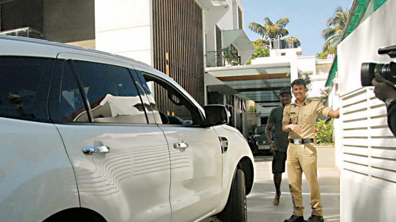 Actor Puneeth Rajkumar’s residence in Sadashivnagar where income tax officials carried out a raid, in Bengaluru on Thursday (Photo: KPN) Actor Puneeth Rajkumar’s residence in Sadashivnagar where income tax officials carried out a raid, in Bengaluru on Thursday (Photo: KPN)