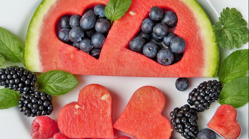 A study from the Journal of Consumer Psychology proves that people in good spirits are more apt to choose nutritious foods than those who are feeling down. (Photo: Pixabay) A study from the Journal of Consumer Psychology proves that people in good spirits are more apt to choose nutritious foods than those who are feeling down. (Photo: Pixabay)