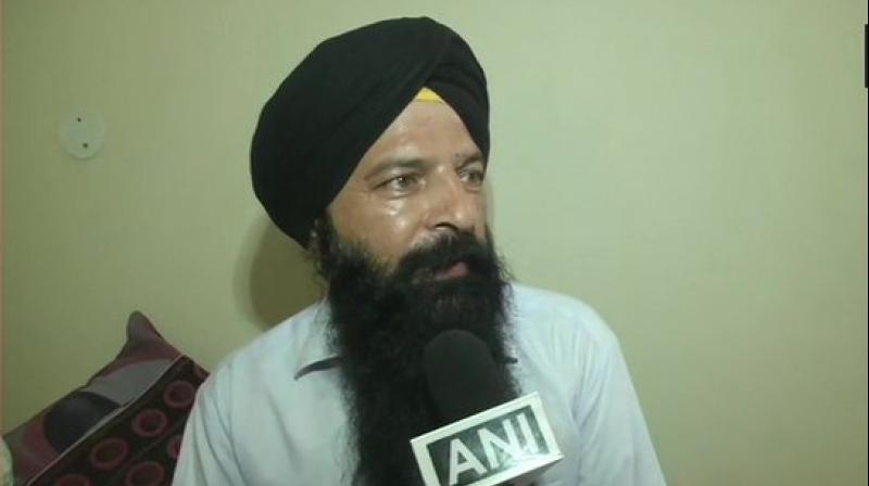 Baldev Kumar, a former MLA of Pakistan Tehreek-e-Insaf (PTI party) from Barikot in Khyber Pakhtun Khwa (KPK) assembly, is in India, along with his family, to seek political asylum here. (Photo: ANI | Twitter) Baldev Kumar, a former MLA of Pakistan Tehreek-e-Insaf (PTI party) from Barikot in Khyber Pakhtun Khwa (KPK) assembly, is in India, along with his family, to seek political asylum here. (Photo: ANI | Twitter)