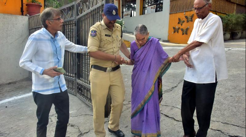 Enthusiastic voters who came to vote in the Assembly elections were disappointed to find their names missing from the voter list on Thursday.(DC Image)