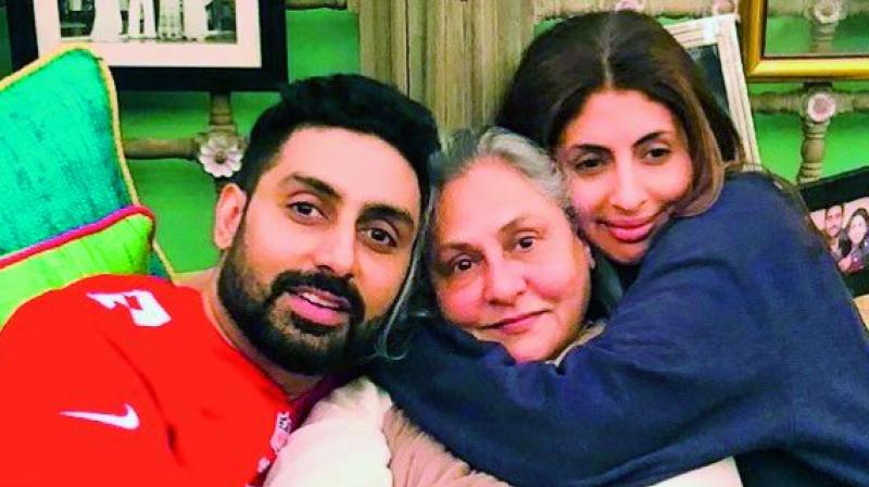 Abhishek Bachchan, Jaya Bachchan and Shweta Bachchan Nanda Abhishek Bachchan, Jaya Bachchan and Shweta Bachchan Nanda