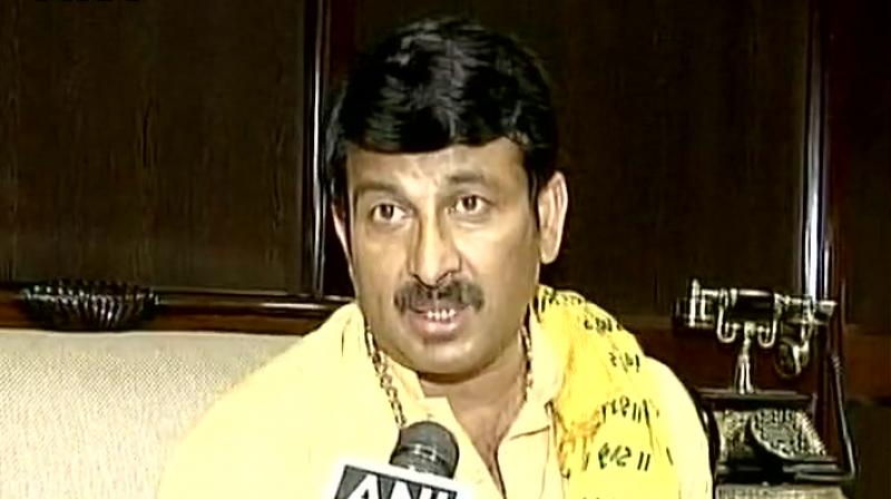 Coming down heavily on West Bengal Chief Minister Mamata Banerjee over poll-related violence in the state, Delhi BJP president Manoj Tiwari on Monday dubbed TMC supremo as 'Mamata dadagiri'. (Photo: File) Coming down heavily on West Bengal Chief Minister Mamata Banerjee over poll-related violence in the state, Delhi BJP president Manoj Tiwari on Monday dubbed TMC supremo as 'Mamata dadagiri'. (Photo: File)