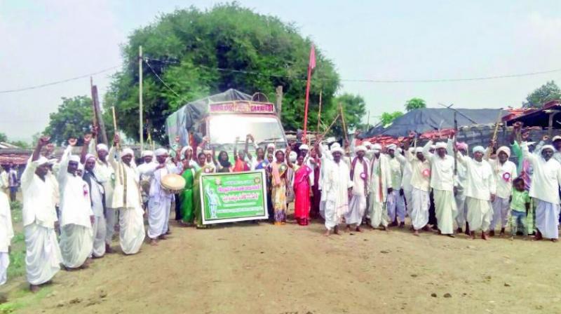Adivasi elders take out yatra in Jainoor mandal in Kumarambheem Asifabad district. (Photo: DC) Adivasi elders take out yatra in Jainoor mandal in Kumarambheem Asifabad district. (Photo: DC)