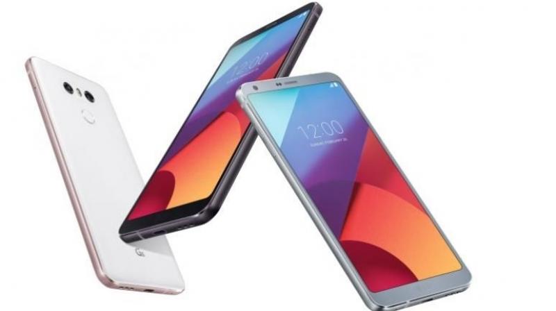 The smartphone comes in three colour variants--White, Black and Platinum. The smartphone comes in three colour variants--White, Black and Platinum.