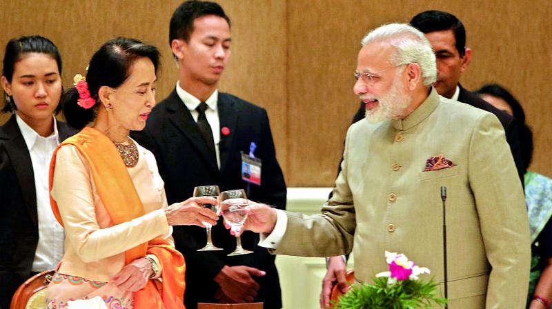 Myanmar’s state counsellor Aung San Suu Kyi offers a toast to Prime Minister Narendra Modi during a dinner at the Presidential palace in Myanmar on Tuesday. (Photo: AP) Myanmar’s state counsellor Aung San Suu Kyi offers a toast to Prime Minister Narendra Modi during a dinner at the Presidential palace in Myanmar on Tuesday. (Photo: AP)