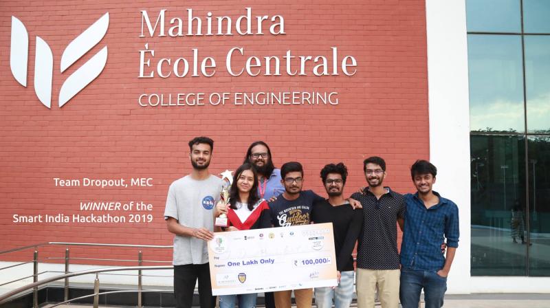 The 2019 edition of the SIH saw the coming together of 1 lakh+ students from 3000+ technical Institutes and 200+ organizations from across India. The 2019 edition of the SIH saw the coming together of 1 lakh+ students from 3000+ technical Institutes and 200+ organizations from across India.
