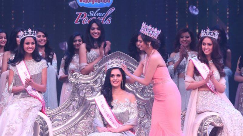 Miss India Manushi Chhillar being crowned (Photo: Twitter) Miss India Manushi Chhillar being crowned (Photo: Twitter)