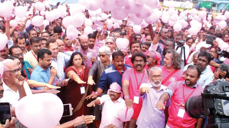 Mayor V.K. Prasanth administers pledge to participants to uphold Constitution at ‘We the people with the Constitution’ conference in Thiruvananthapuram on Tuesday. (Photo: DC) Mayor V.K. Prasanth administers pledge to participants to uphold Constitution at ‘We the people with the Constitution’ conference in Thiruvananthapuram on Tuesday. (Photo: DC)