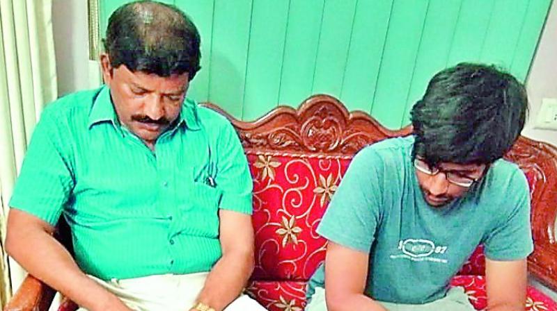 The Chief Planning Officer of Vemulawada Temple Development Authority (VTDA), Laxman Goud, and his son were nabbed by the ACB officials at his residence in Hyderabad on Monday. (Photo: DC) The Chief Planning Officer of Vemulawada Temple Development Authority (VTDA), Laxman Goud, and his son were nabbed by the ACB officials at his residence in Hyderabad on Monday. (Photo: DC)