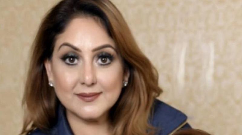 Meenakshi Dutt. Meenakshi Dutt.