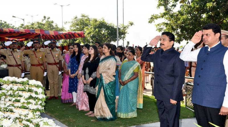 Maharashtra Chief Minister Devendra Fadnavis pays homage to 26/11 martyrs. (Photo: Twitter) Maharashtra Chief Minister Devendra Fadnavis pays homage to 26/11 martyrs. (Photo: Twitter)