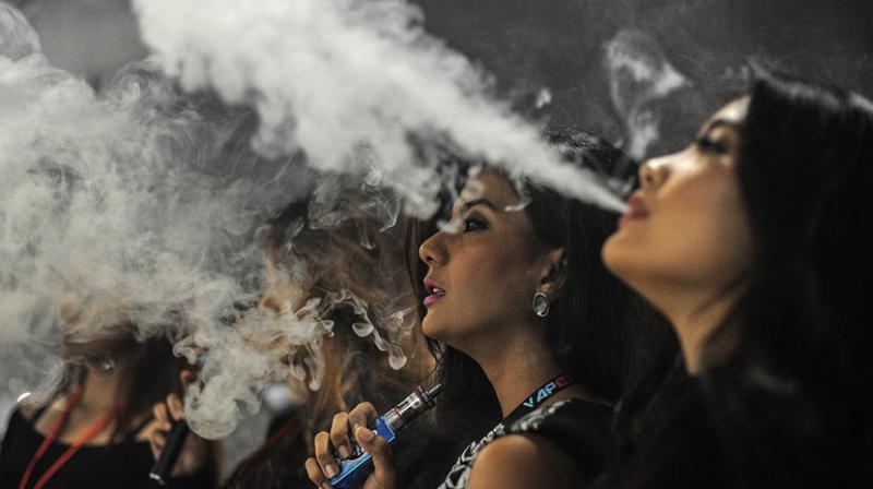 Experts also demanded tougher restrictions on vaping (Photo: AFP) Experts also demanded tougher restrictions on vaping (Photo: AFP)