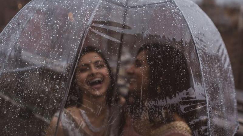 Anjali Chakra and Sundas Malik during their photoshoot. (Photo: Twitter) Anjali Chakra and Sundas Malik during their photoshoot. (Photo: Twitter)