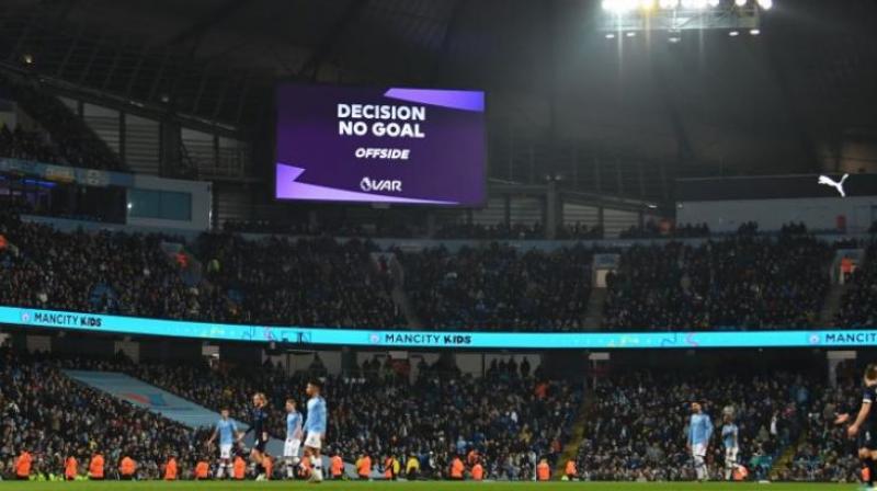 UEFA says it has shaved 15 seconds off the average time it takes for the VAR system to correct a decision in the Champions League this season, with the average down to one minute 30 seconds. (Photo:AFP) UEFA says it has shaved 15 seconds off the average time it takes for the VAR system to correct a decision in the Champions League this season, with the average down to one minute 30 seconds. (Photo:AFP)